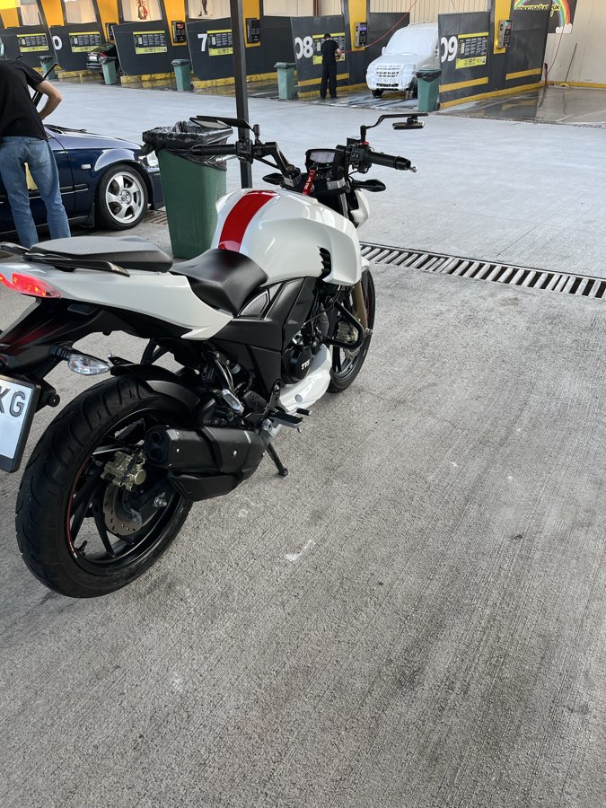 TVS Apache RTR 200 4V 2024 - fotoğraf 3