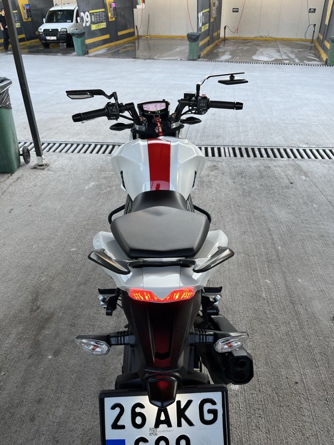 TVS Apache RTR 200 4V 2024 - fotoğraf 5