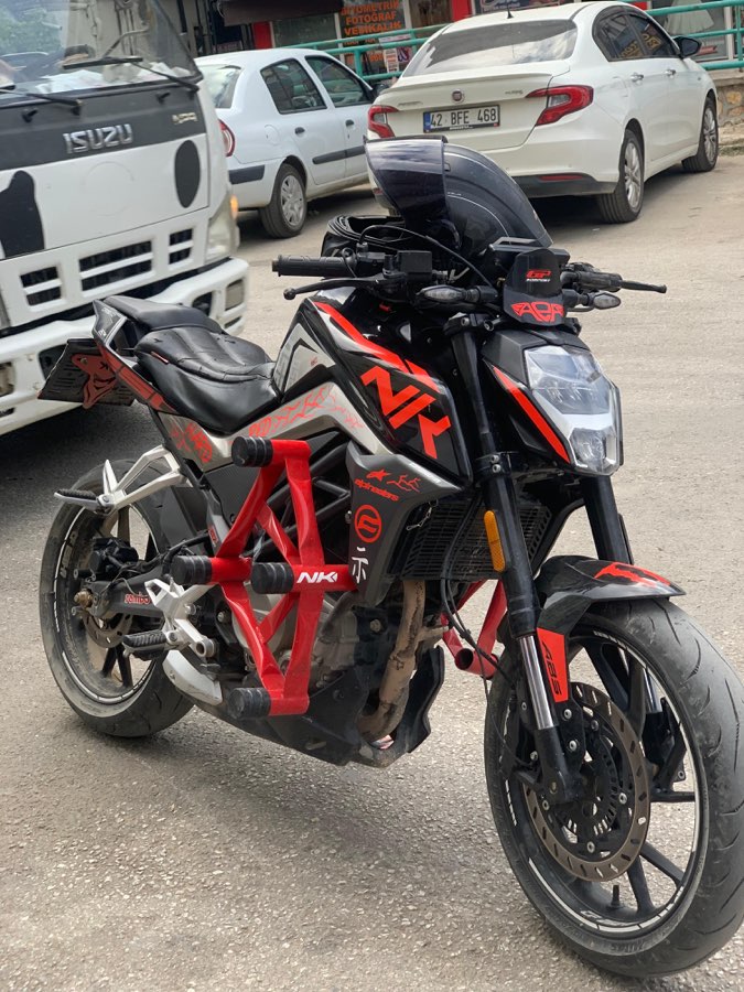 CF Moto 250NK 2022 - fotoğraf 4