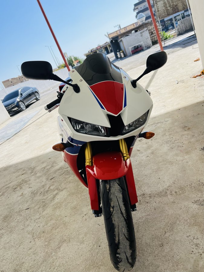 Honda CBR600RR  2016 - fotoğraf 2
