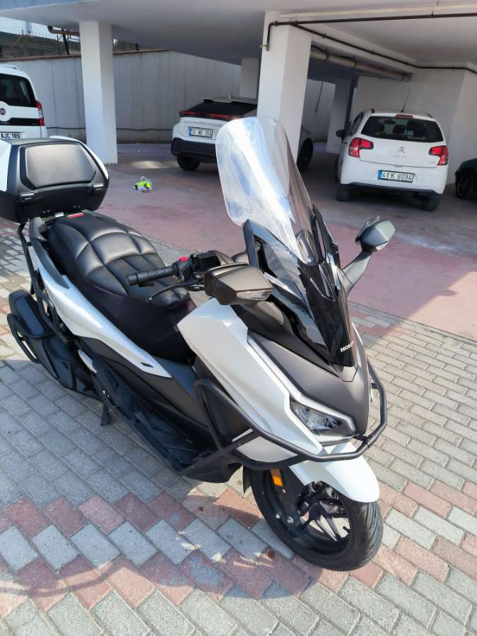 Honda Forza 250 2025 - fotoğraf 2
