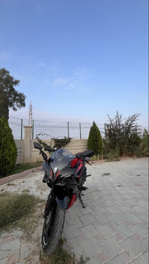 Bajaj Pulsar RS200 2026 - fotoğraf 2