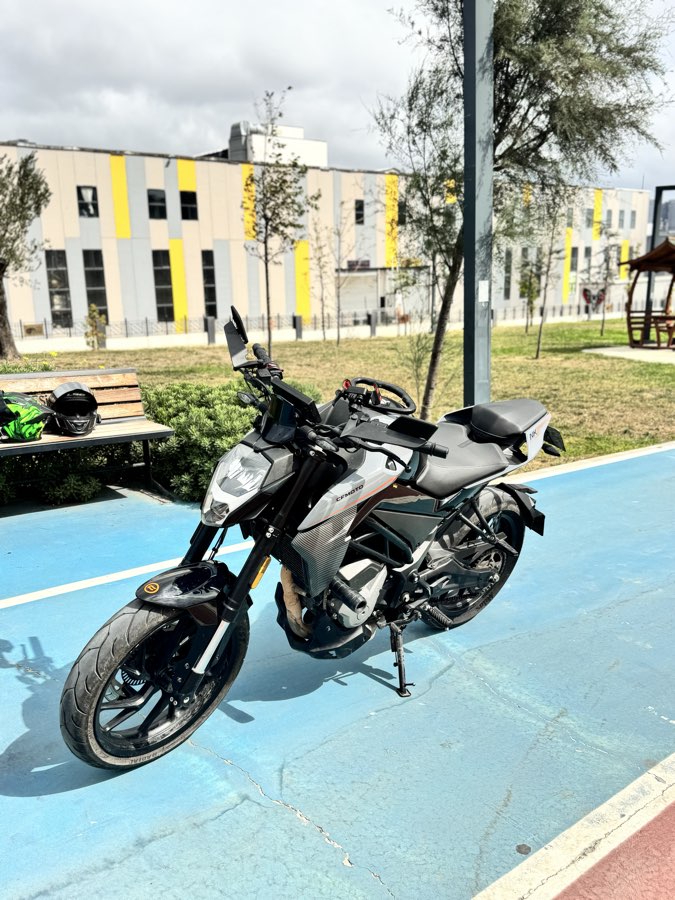 CF Moto 250NK 2025 - Kazasız ilk sahibiyim küryeliğe başlayacağım için satılıktır bakımlar eksizsiz yapılmıştır 115 son