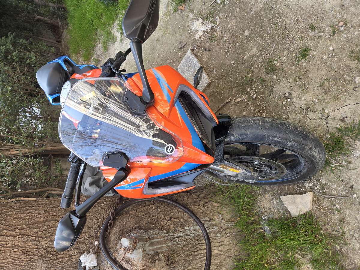 CF Moto 250SR 2025 - fotoğraf 5