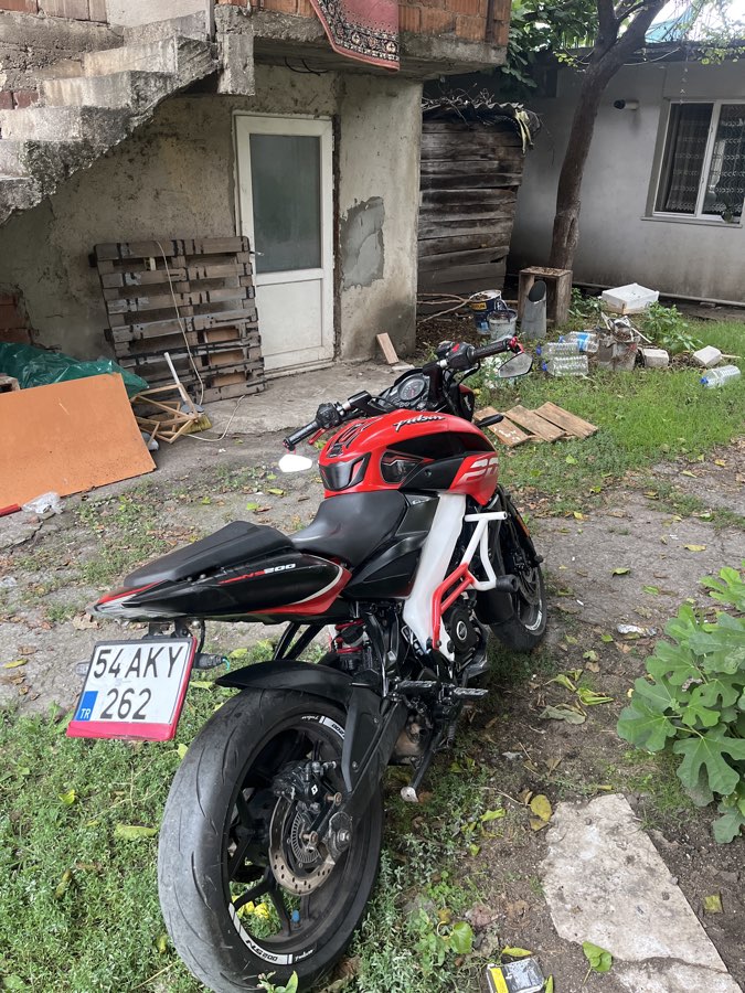 Bajaj Pulsar NS200 2023 - fotoğraf 5