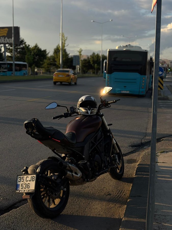 Benelli 502 C 2023 - fotoğraf 5