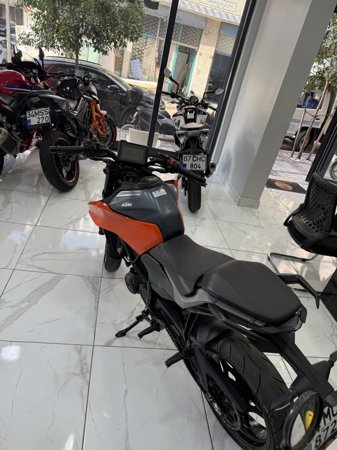 KTM 250 Duke 2024 - fotoğraf 3