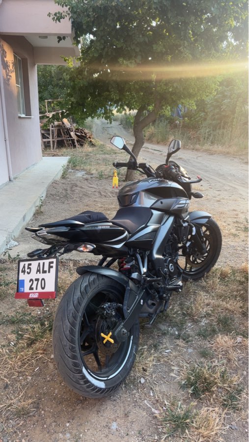 Bajaj Pulsar NS 200 2023 - fotoğraf 3