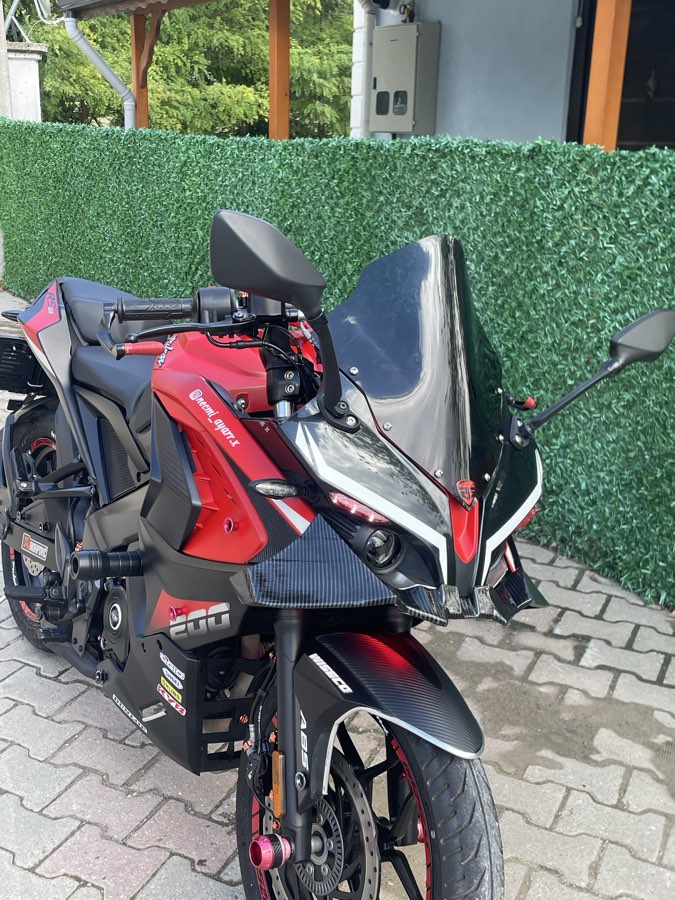 Bajaj Pulsar RS 200 2024 - fotoğraf 3
