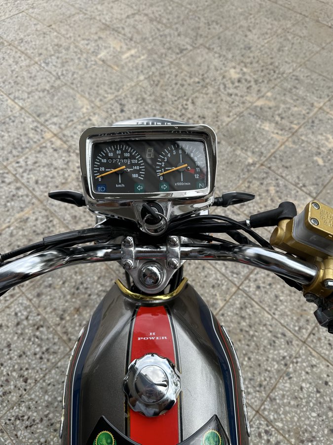Kuba Cita 100R Gold 2025 - fotoğraf 5