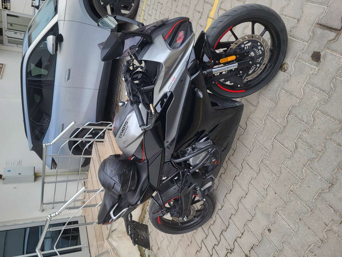 CF Moto 250SR 2025 - fotoğraf 5