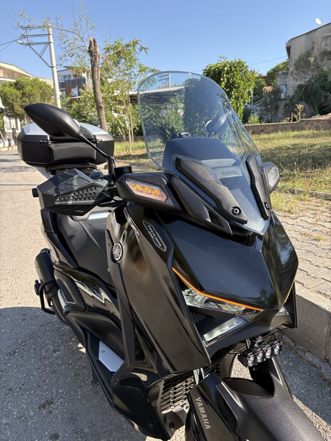 Yamaha XMAX 300 2024 - fotoğraf 5