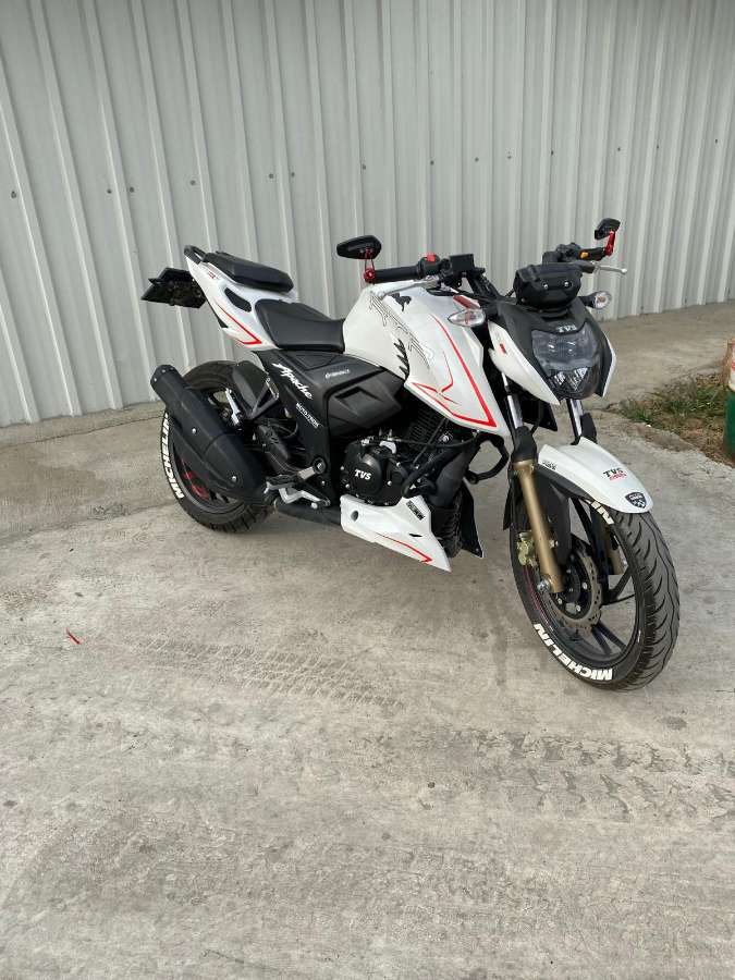 TVS Apache RTR 200 4V 2023 - fotoğraf 4